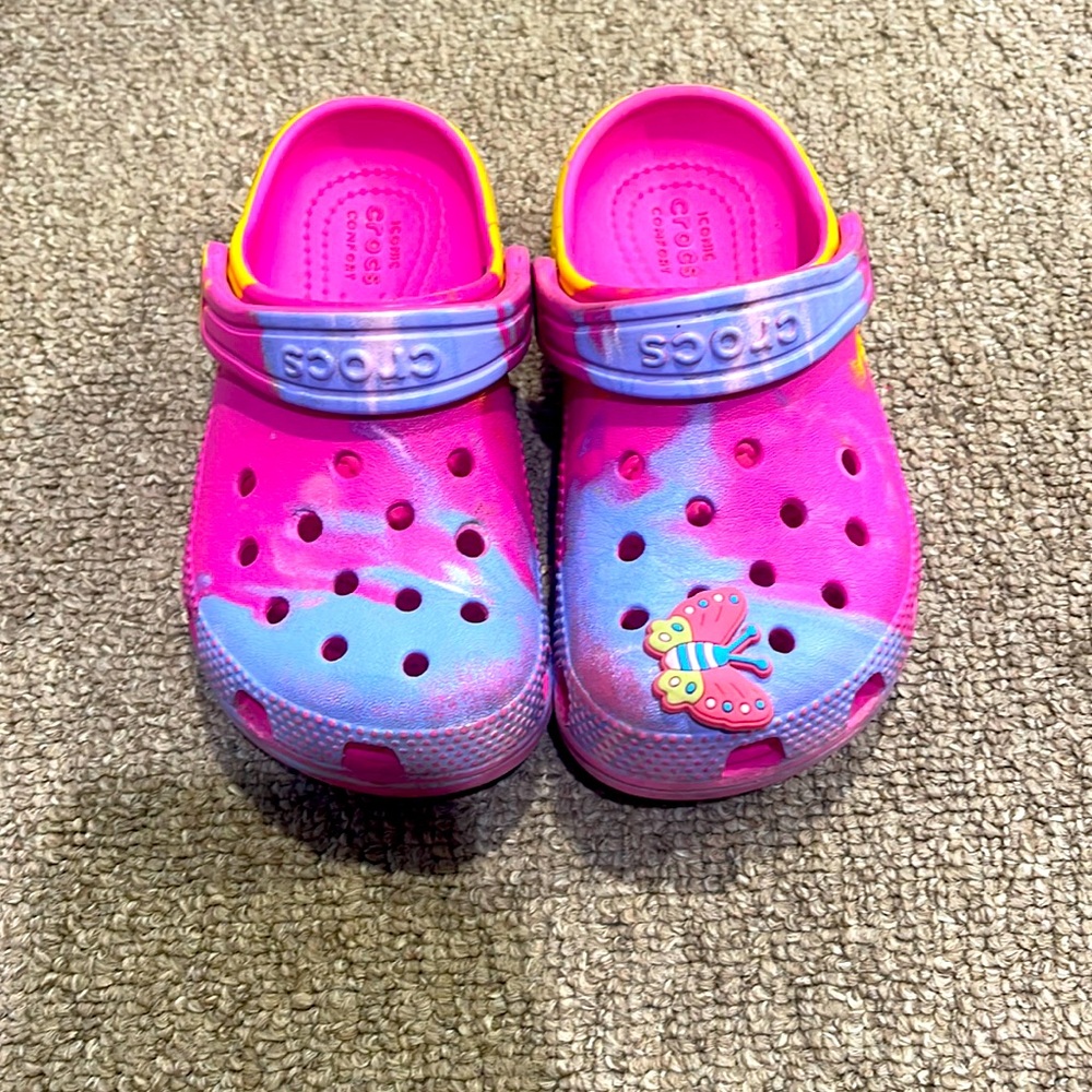Toddler crocs